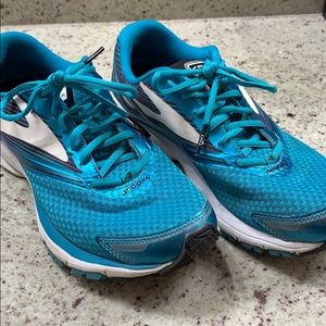 Launch 4 Running Shoe